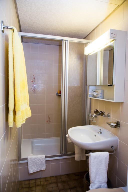Hotel De Bahyse ブロネ エクステリア 写真