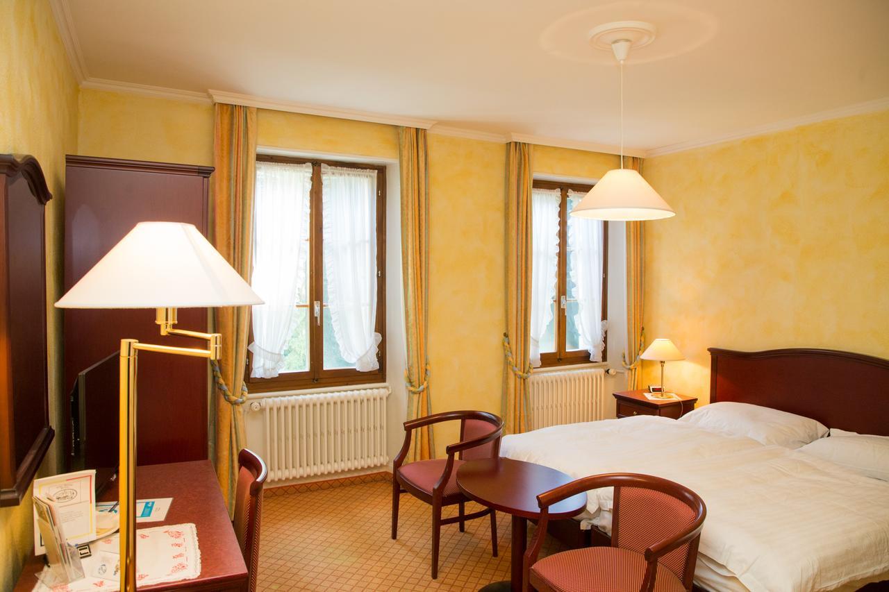 Hotel De Bahyse ブロネ エクステリア 写真