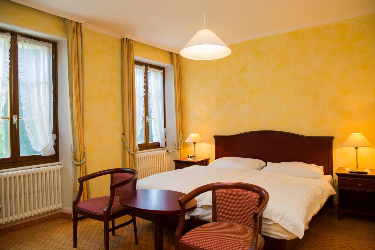 Hotel De Bahyse ブロネ エクステリア 写真